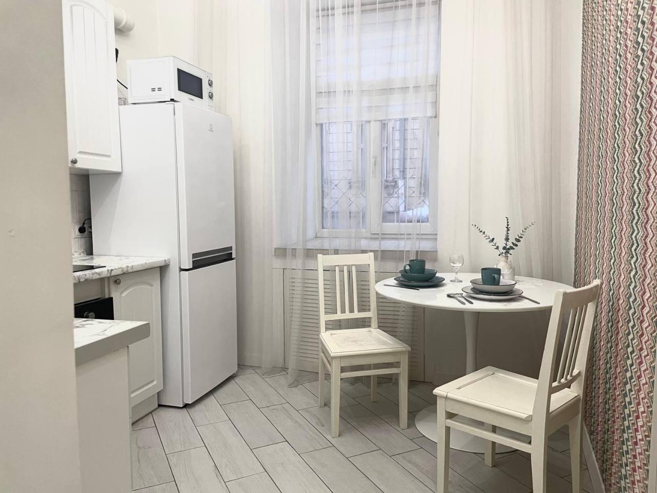 Куліша 15, Апартаменти В Центрі,Тц Форум,Оперний Lviv Extérieur photo