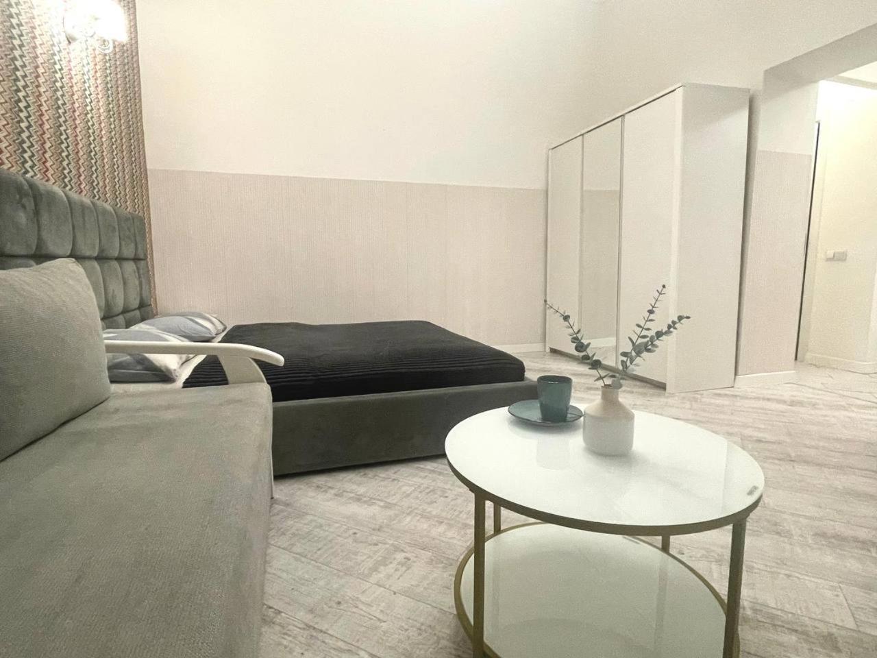 Куліша 15, Апартаменти В Центрі,Тц Форум,Оперний Lviv Extérieur photo